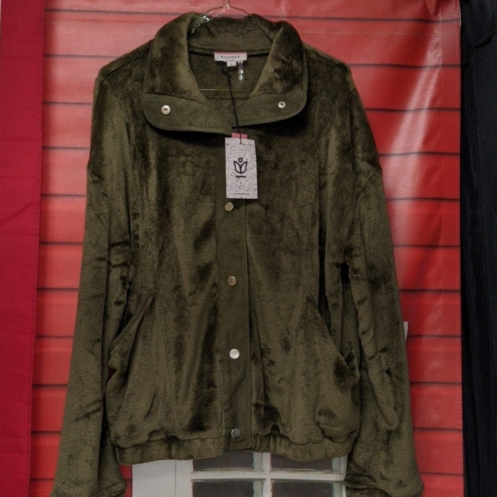 Fleece bomcer style jacket